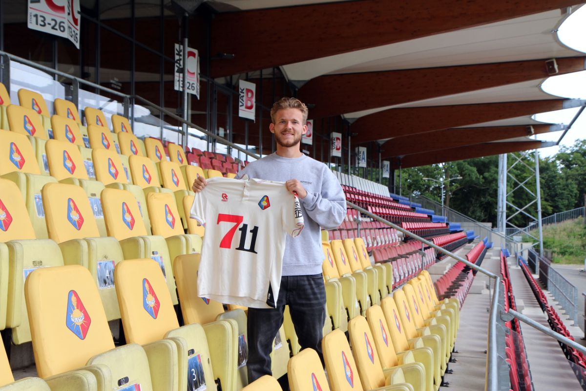 Jay den Haan naar Telstar