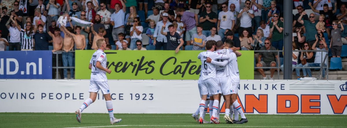 Kom in het wit! Een oproep aan alle bezoekers uitvak tegen Ajax!